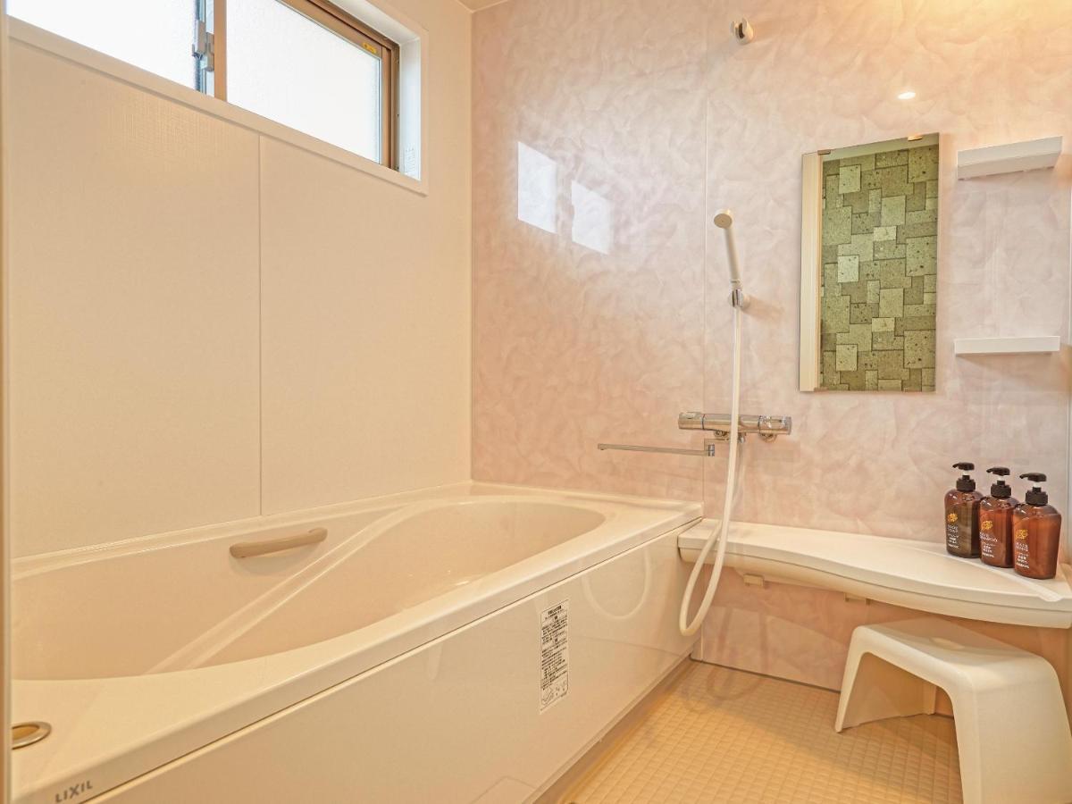 Terrace Resort Mihama Chatan Exterior photo