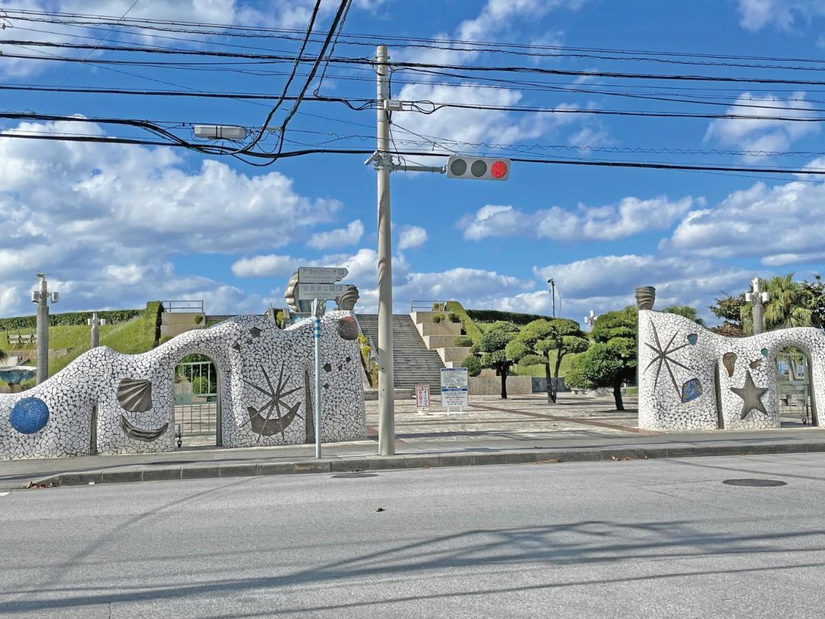 Terrace Resort Mihama Chatan Exterior photo